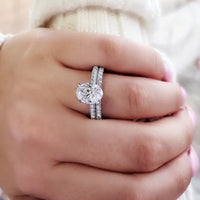 Beauvince Bianca Engagement Ring (2.01 ct Oval HVS2 GIA Diamond) in White Gold