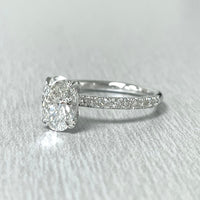 Beauvince GIA Certified 1.00 Carat Oval HVS2 Engagement Ring
