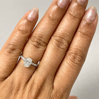 Beauvince GIA Certified 1.00 Carat Oval HVS2 Engagement Ring