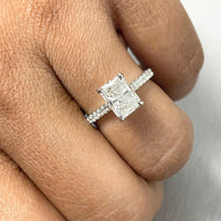 Beauvince GIA Certified 1.60 Carat Radiant HVS1 Engagement Ring in White Gold