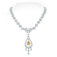 Beauvince Amaya Diamond Pendant Necklace (22.45 ct Diamonds) in Gold
