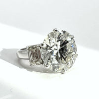 Beauvince GIA Certified 18.15 Carat Round M VVS2 3 Stone Engagement Ring