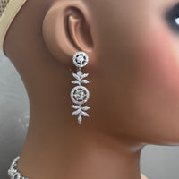 Beauvince Old Diamond Garland Suite (25.83 ct Diamonds) in 18K White Gold
