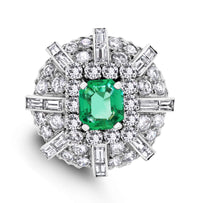 Colombia Emerald & Diamond Ring (5.20 cts Emerald & Diamonds) in Platinum