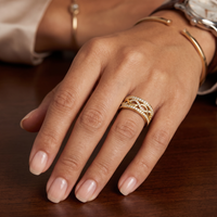 Wave Diamond Band (0.75 ct Diamonds) in Yellow Gold