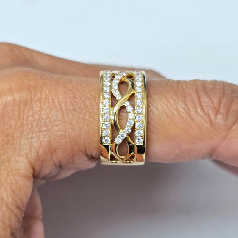 Wave Diamond Band (0.75 ct Diamonds) in Yellow Gold