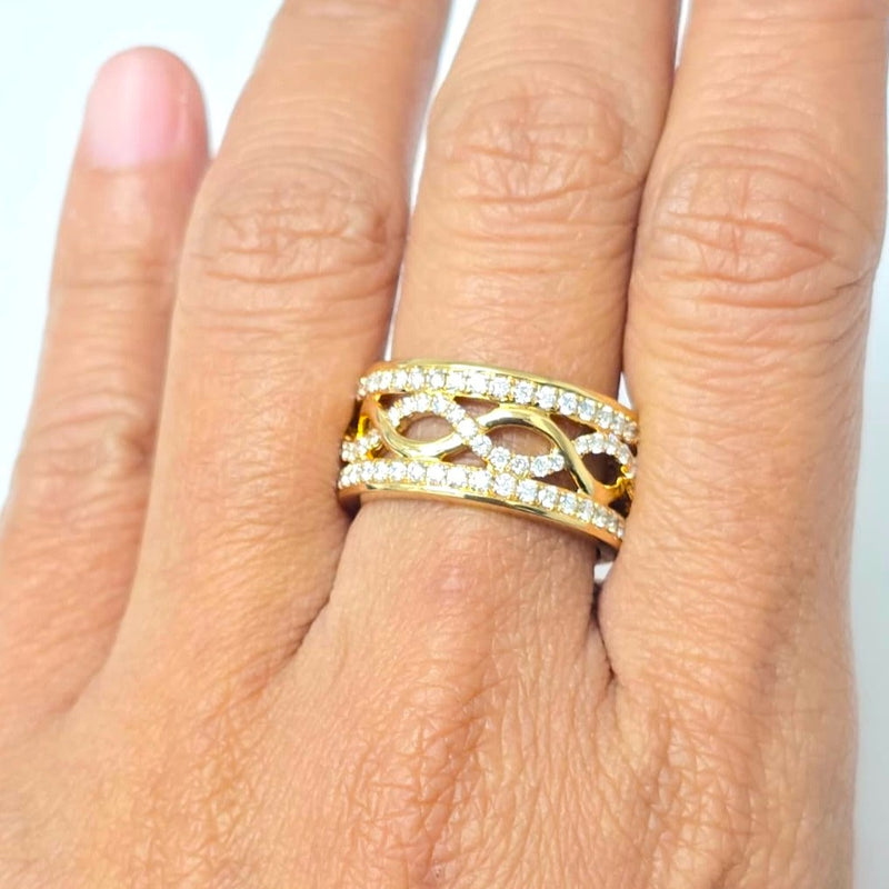 Wave Diamond Band (0.75 ct Diamonds) in Yellow Gold