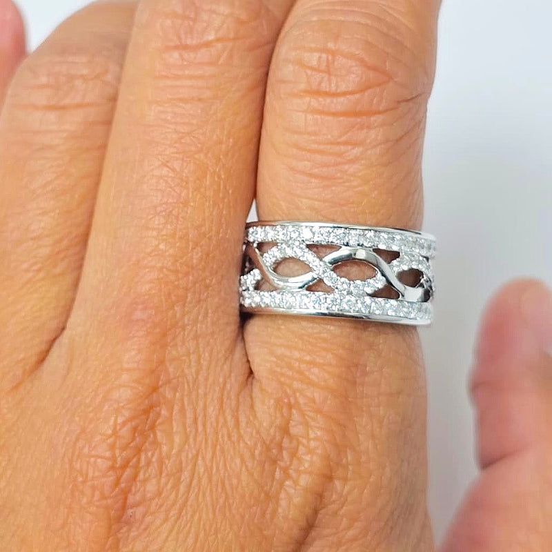 Wave Diamond Band (0.75 ct Diamonds) in White Gold