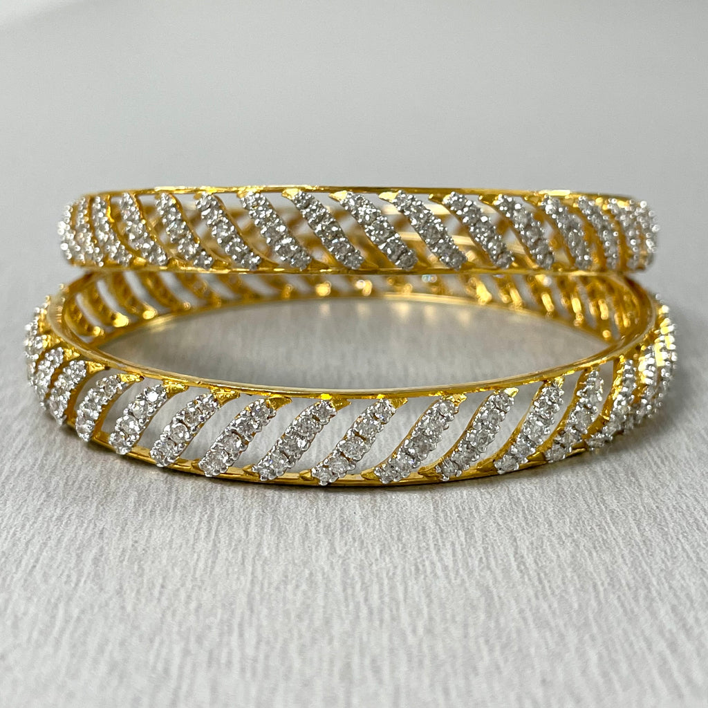 Triple Diamond Bracelet in White Gold (5/8 ctw)